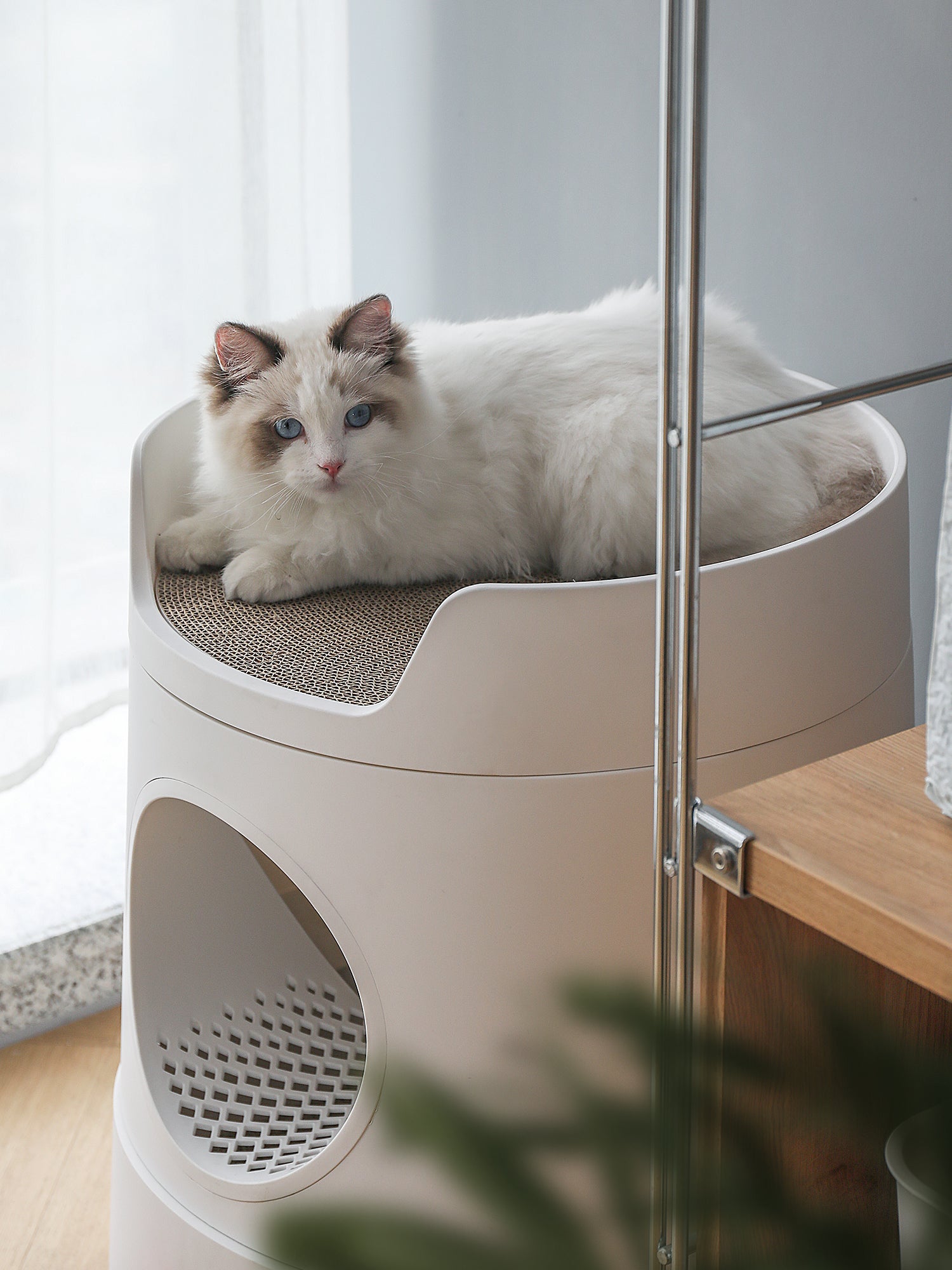 Mayitwill® x Michu XL Castle 2-In-1 Front-Entry Cat Litter Box (Free Scratch Basin + Scoop)